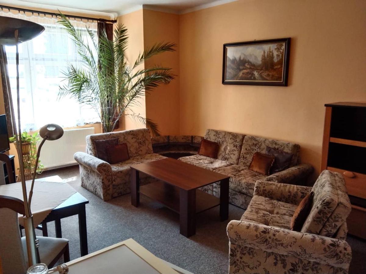 Hotel Jaro Mělník Exteriör bild