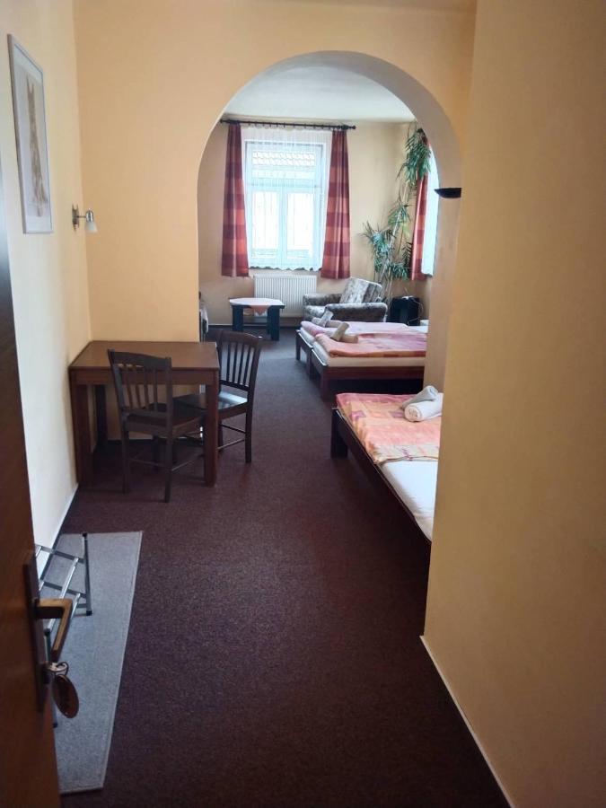 Hotel Jaro Mělník Exteriör bild